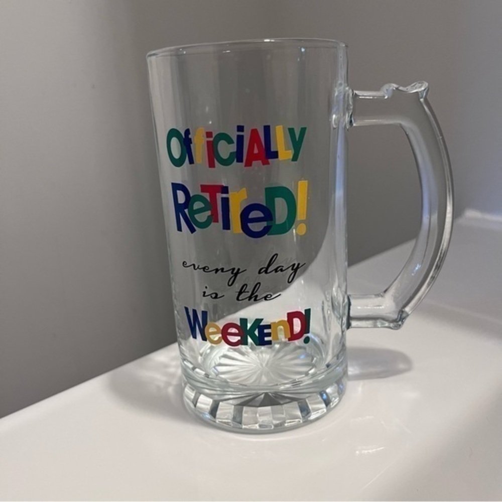 3/30$💥 Chope Officially Retired Glass gift  retirement beer